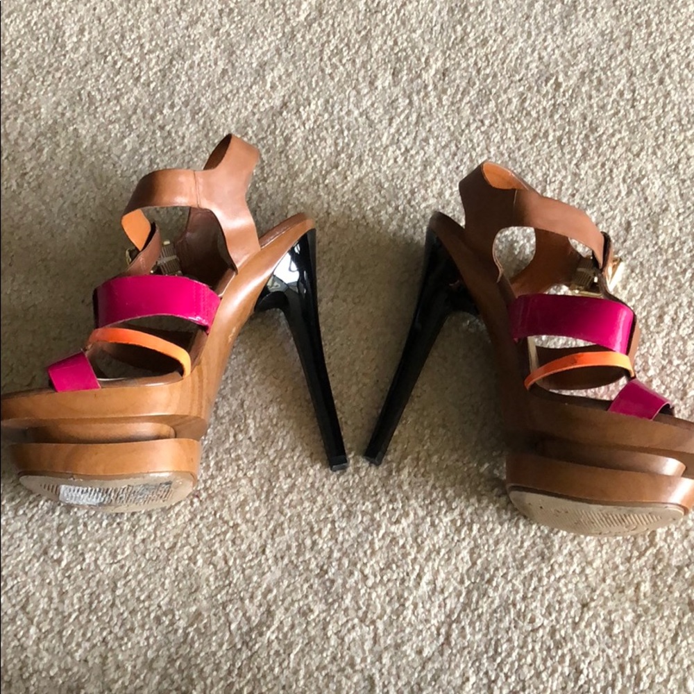 Jessica Simpson sandals - Picture 3 of 3